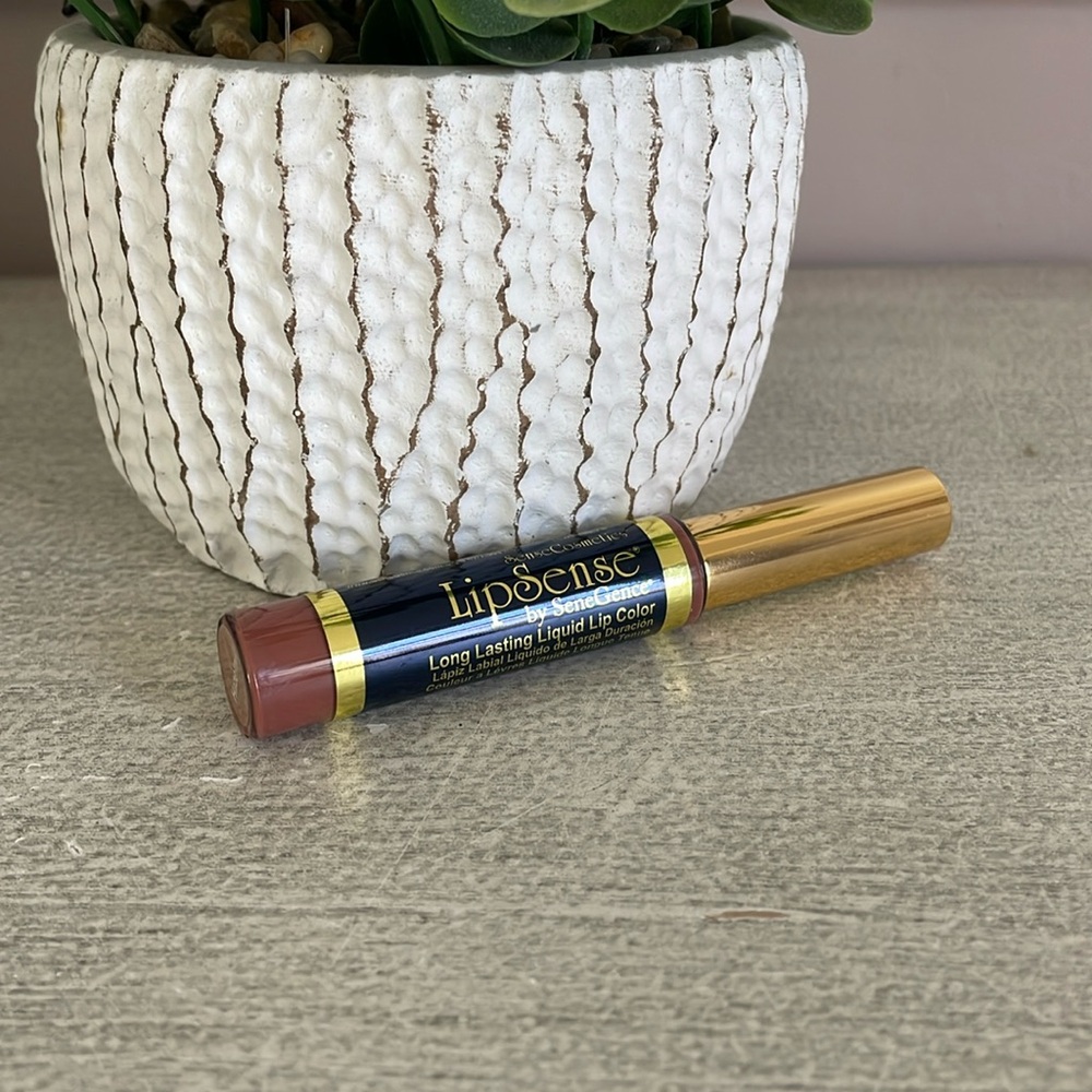 Hazelnut LipSense. New Sealed Full Size!